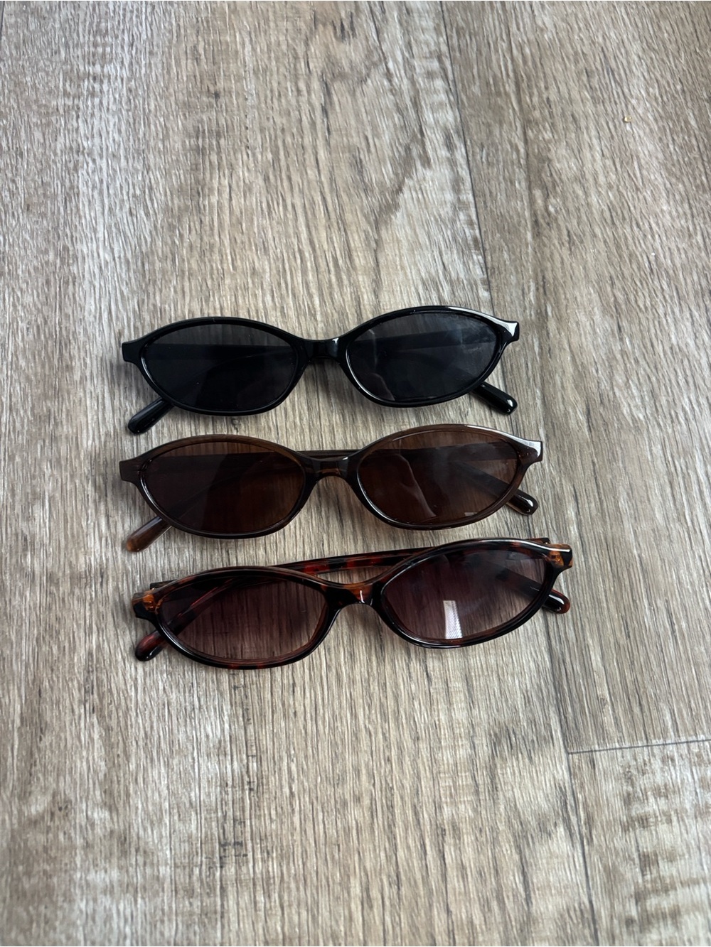 Slim Oval Women's Sunglasses - Tortoise, Brown & Black - Picture 2 of 3